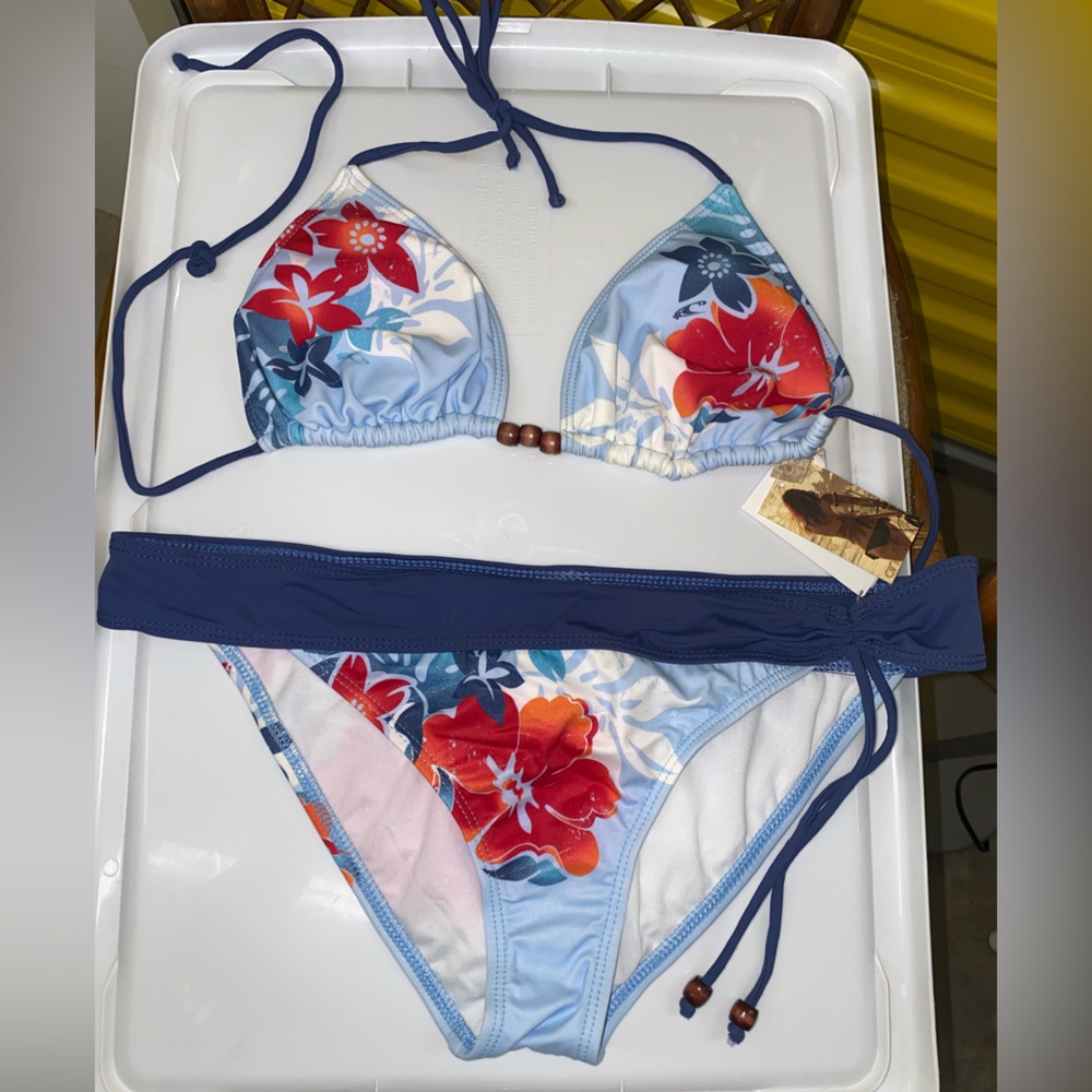 O'Neill Floral Bikini (2 tops)